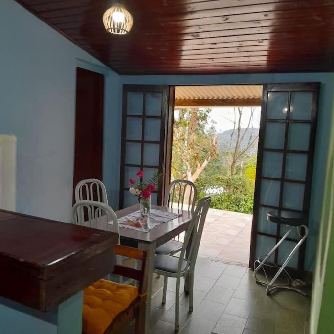 Casa Amarela Prumirim Ubatuba Esterno foto